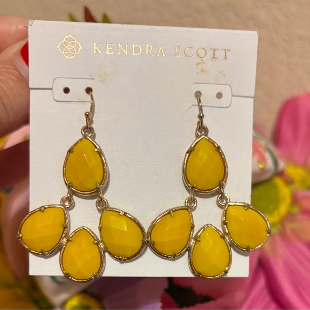 Kendra Scott | Mustard Yellow Courtney earrings in gold